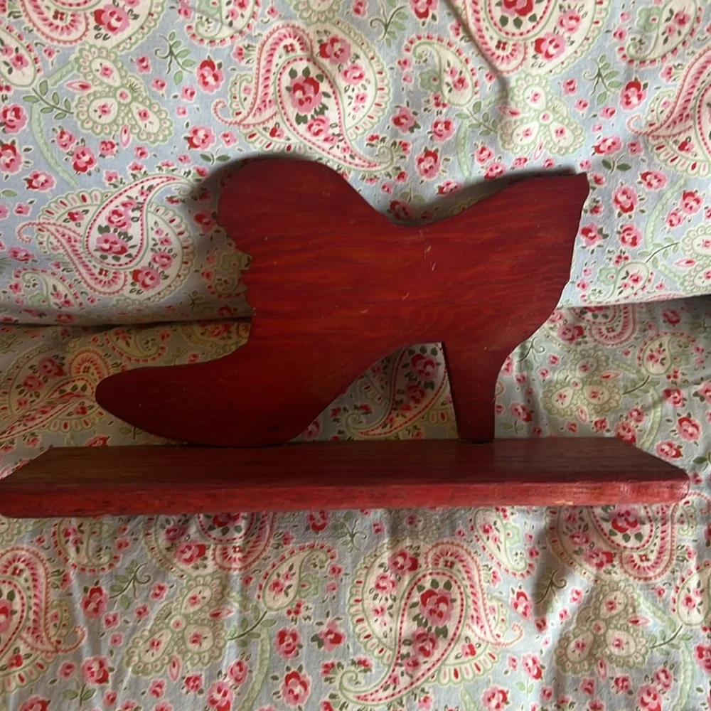 High Heel Wood Shelf for the Shoe Lover